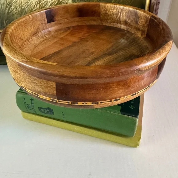Vintage Turned Wooden Decorative Footed Bowl Compote Inlaid Aztec Marquetry - Picture 8 of 16